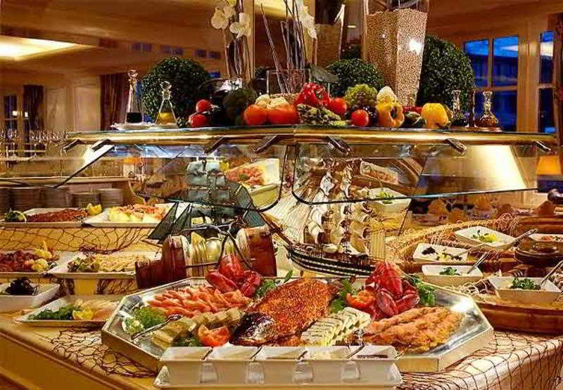 Courtyard By Marriott Hamburg Airport Ξενοδοχείο Εστιατόριο φωτογραφία