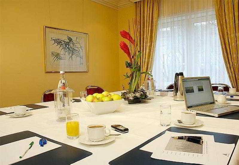 Courtyard By Marriott Hamburg Airport Ξενοδοχείο Επιχειρήσεις φωτογραφία