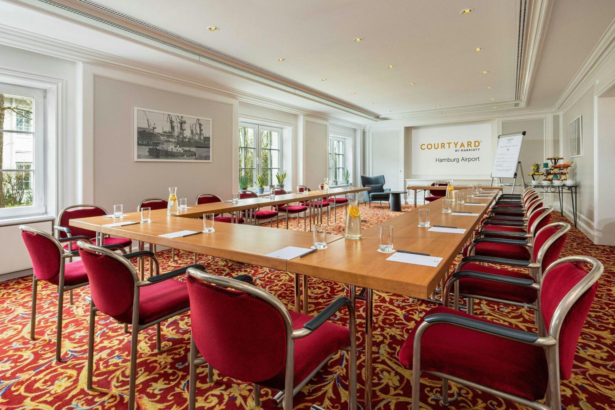 Courtyard By Marriott Hamburg Airport Ξενοδοχείο Εξωτερικό φωτογραφία